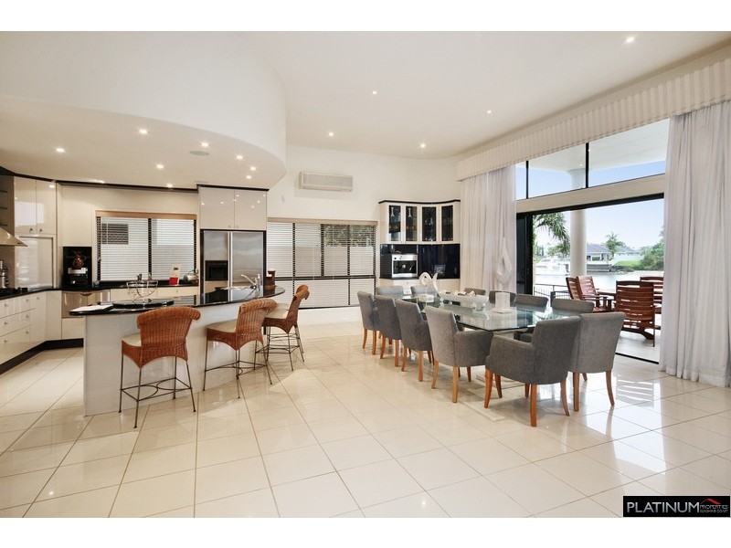5 Mooloolah Island, Minyama QLD 4575