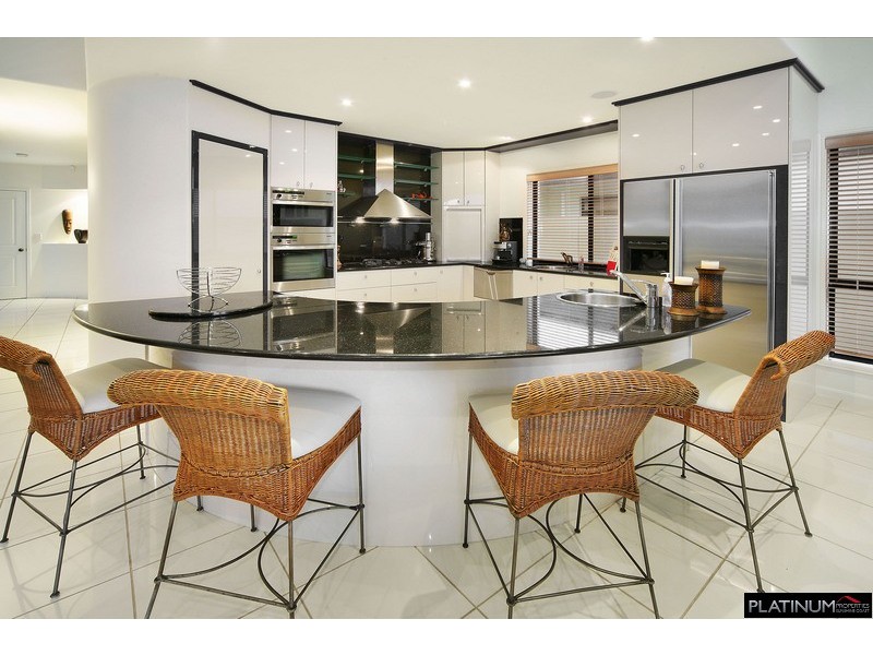 5 Mooloolah Island, Minyama QLD 4575