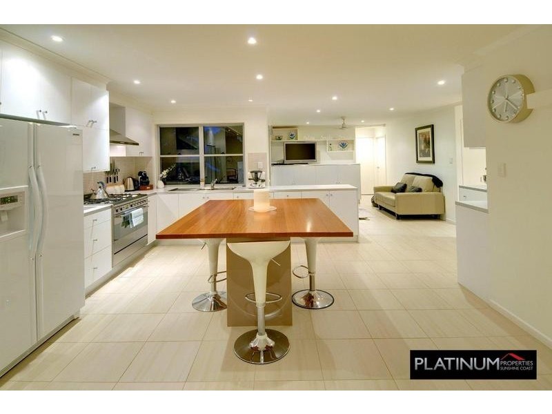 11 Vauxhall Street, Minyama QLD 4575