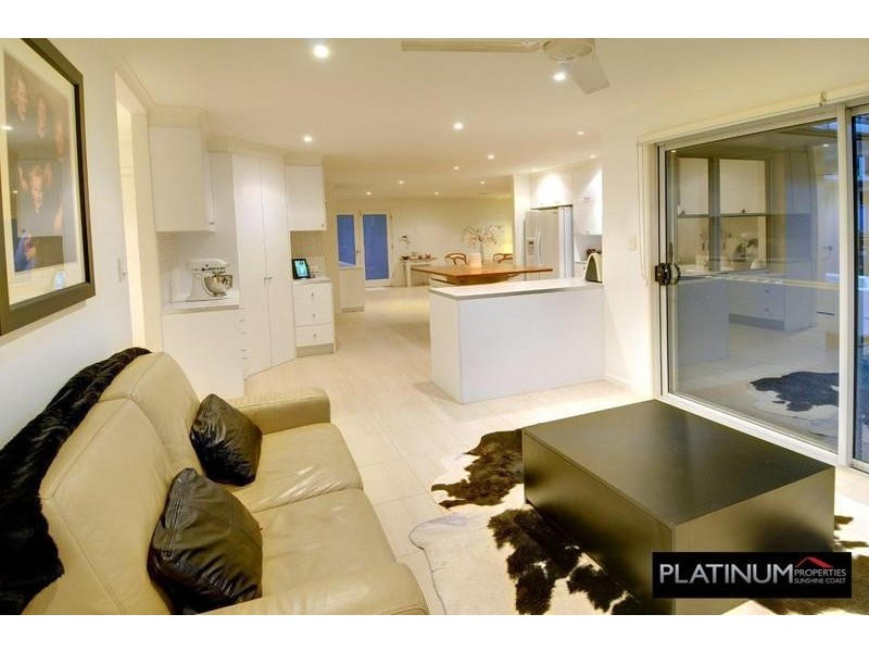 11 Vauxhall Street, Minyama QLD 4575