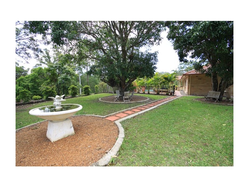 15 Kitney Close, Tanawha QLD 4556