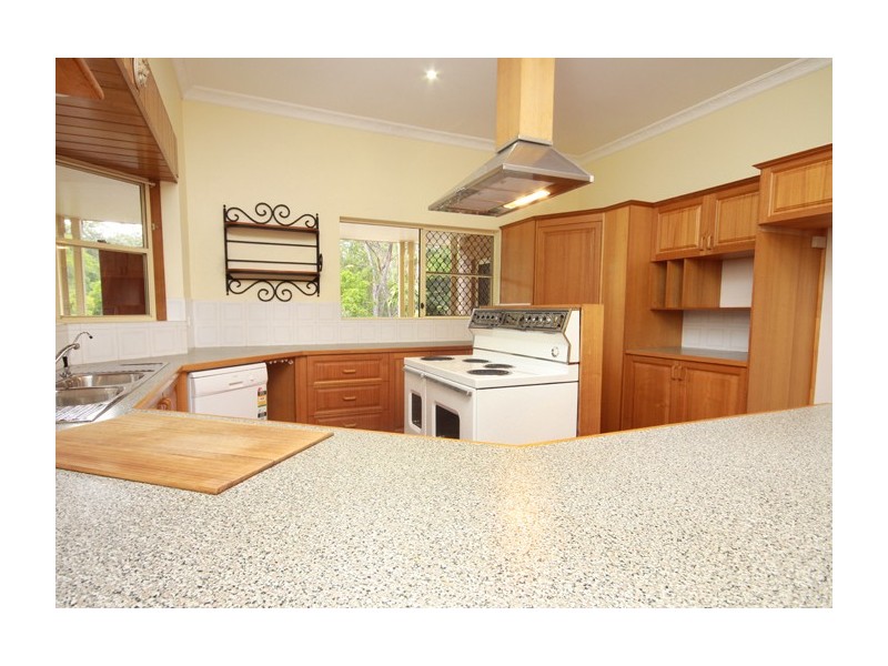 15 Kitney Close, Tanawha QLD 4556