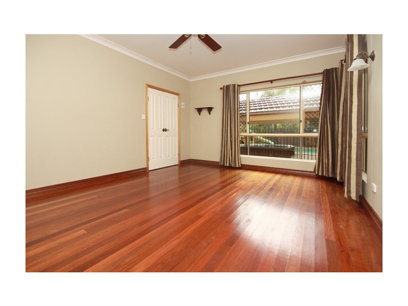 15 Kitney Close, Tanawha QLD 4556