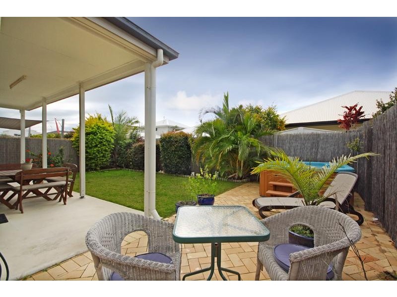 5 Solomon Court, Kawana Island QLD 4575