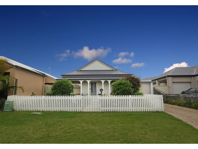 5 Solomon Court, Kawana Island QLD 4575