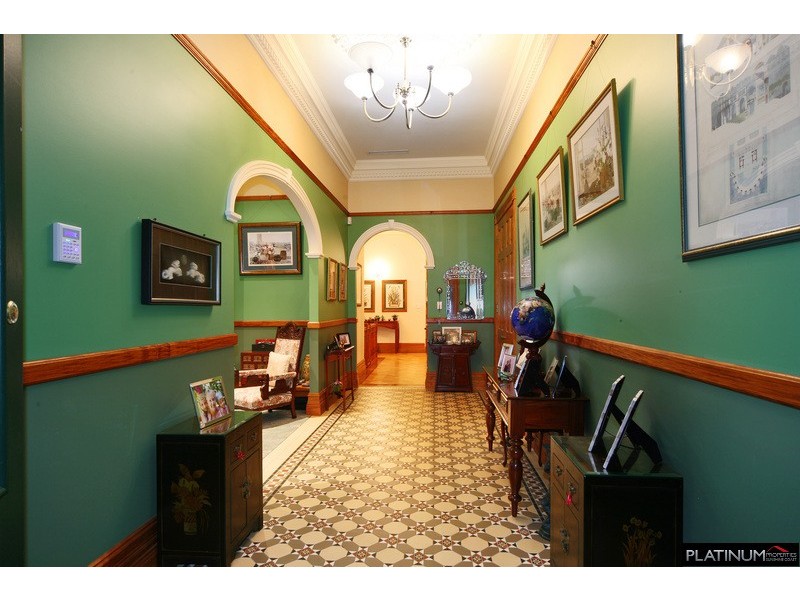 24 Sutherland Street, Buderim QLD 4556