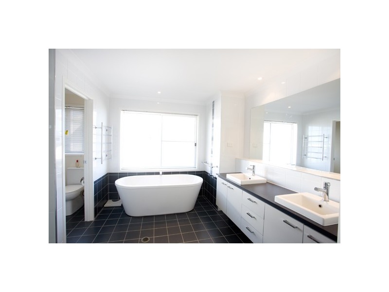 5 Gimbal Court, Wurtulla QLD 4575