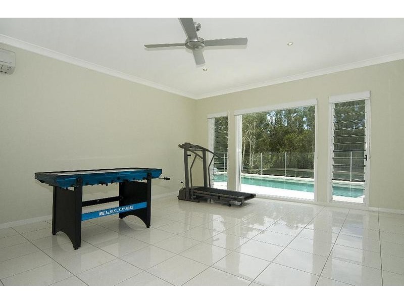38 Hetherington Drive, Twin Waters QLD 4564