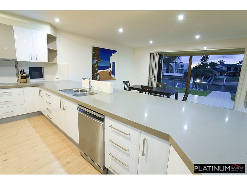 10 Coomaroo Crescent, Minyama QLD 4575