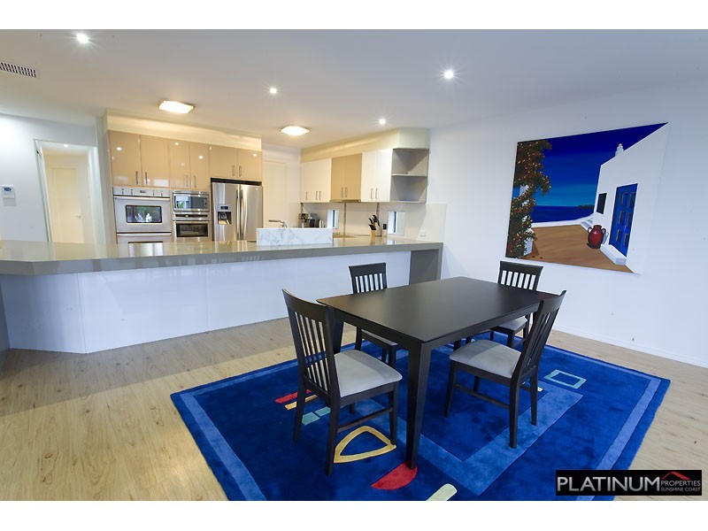 10 Coomaroo Crescent, Minyama QLD 4575