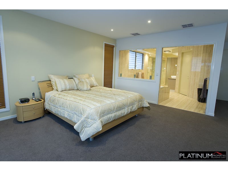 10 Coomaroo Crescent, Minyama QLD 4575
