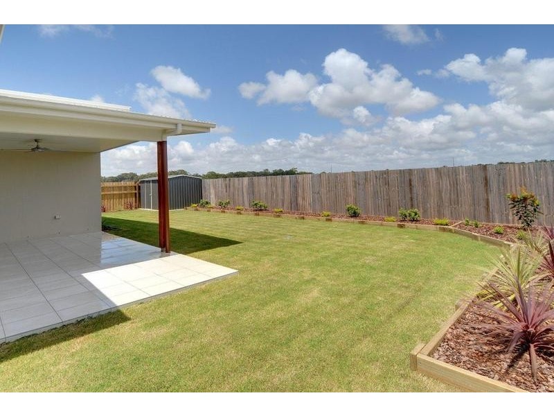 6 Reef Court, Birtinya QLD 4575