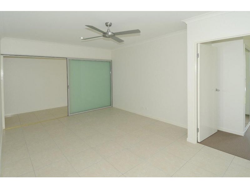 6 Reef Court, Birtinya QLD 4575