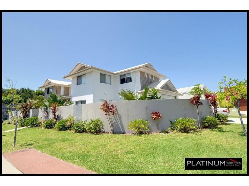21 Magnetic Street, Kawana Island QLD 4575