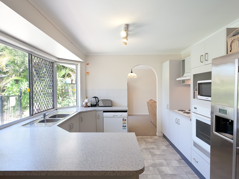 11 Peacock Crescent, Bokarina QLD 4575