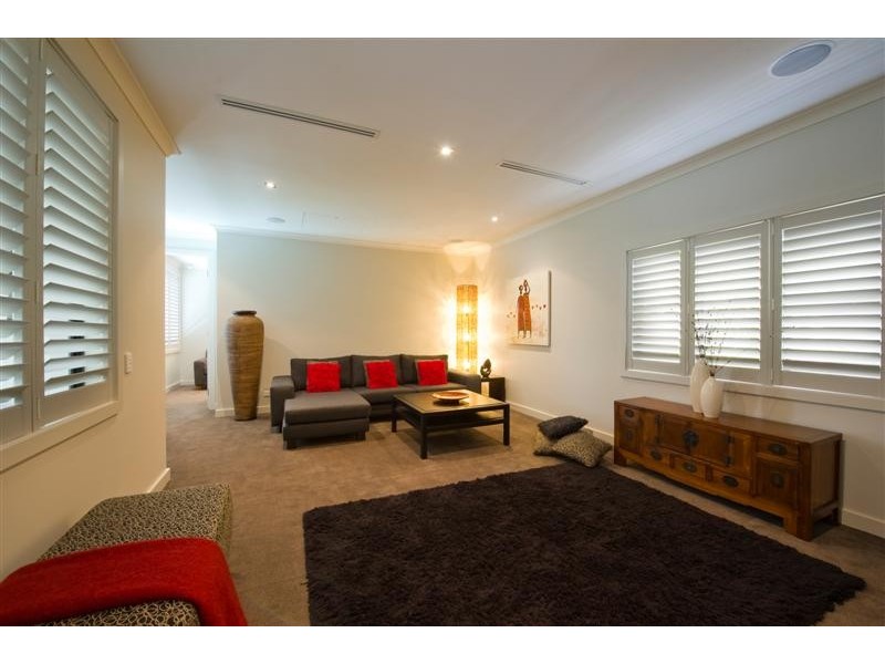 10 White-Dove Court, Wurtulla QLD 4575