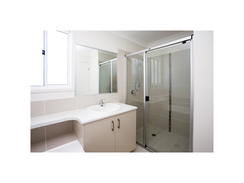 9 Eyries Court, Little Mountain QLD 4551