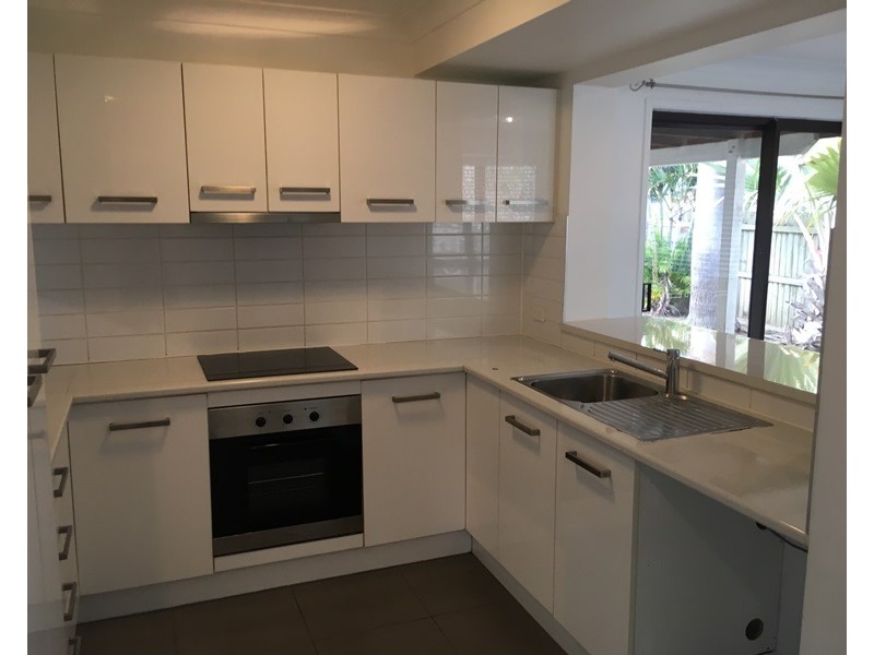 335 Nicklin Way, Bokarina QLD 4575