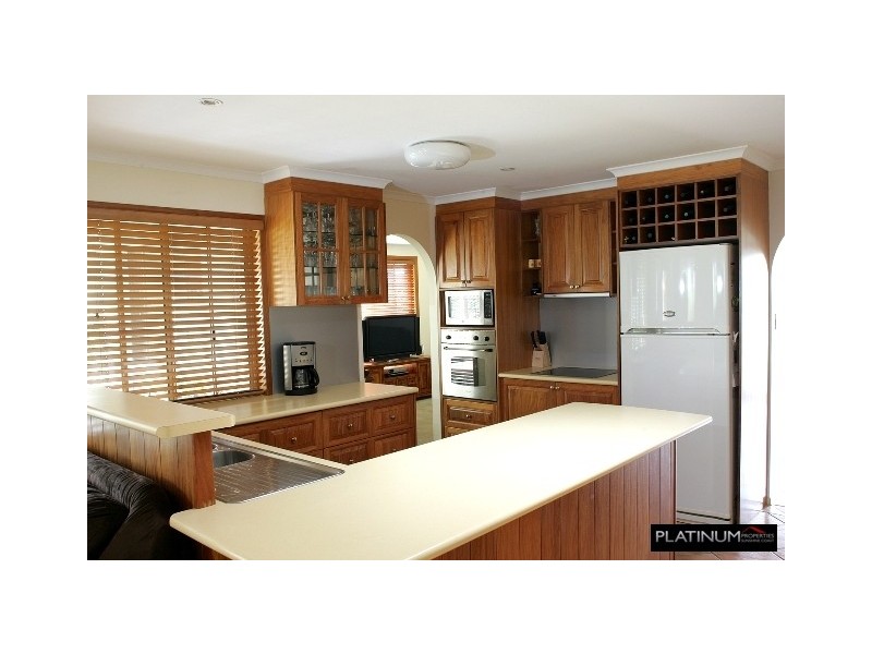 41 Jasmin Circle, Bokarina QLD 4575