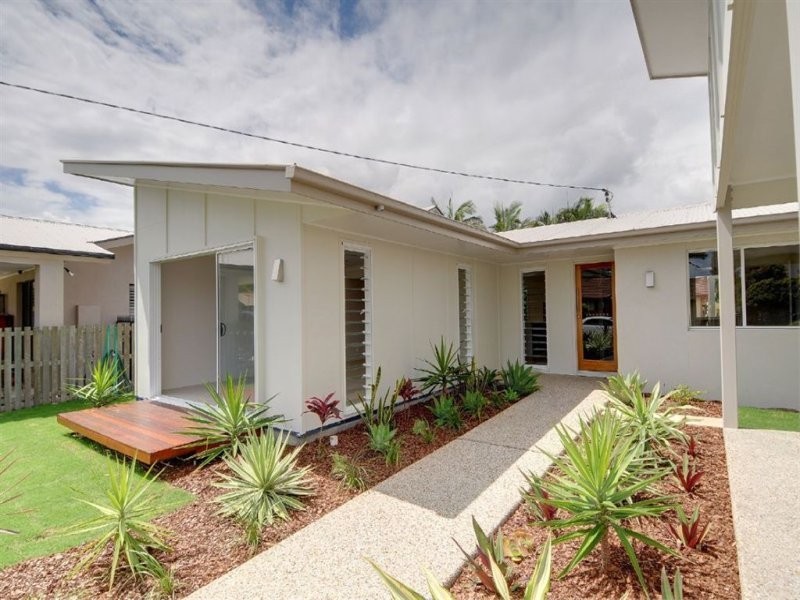 Warana QLD 4575