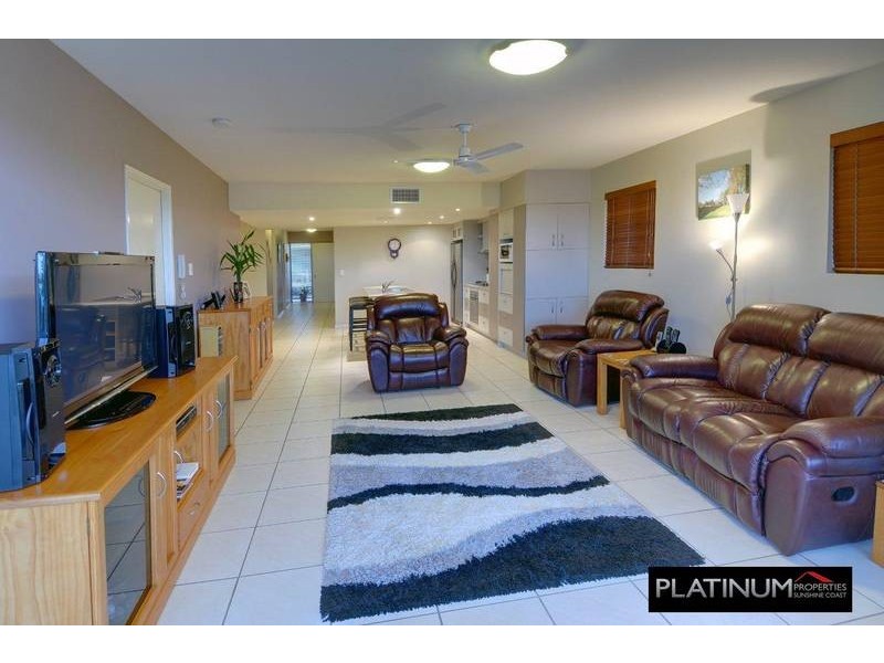 5/1 Grenada Way, Kawana Island QLD 4575