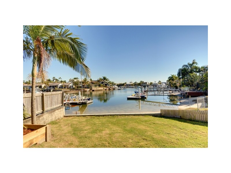 8 Kumbada Court, Minyama QLD 4575