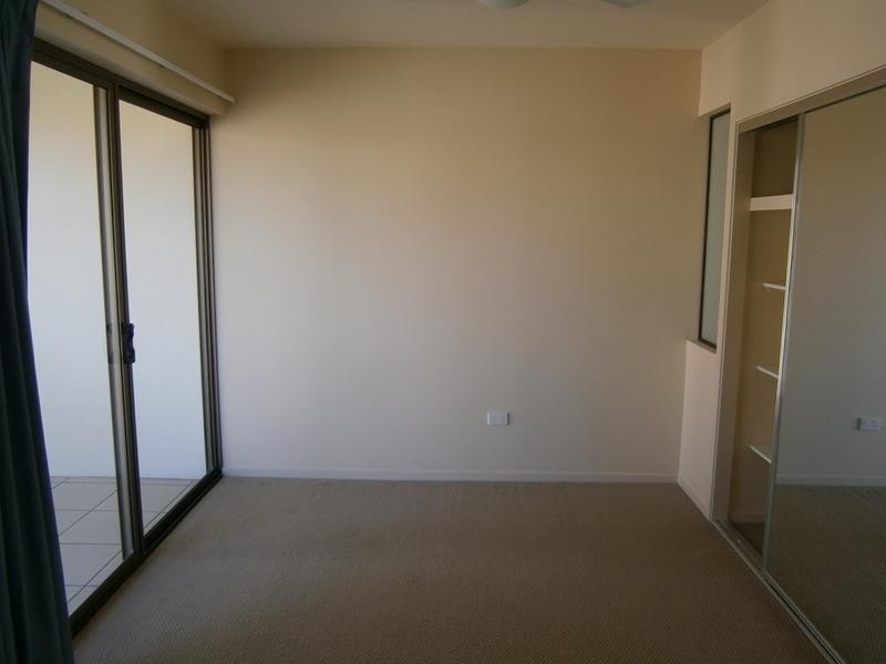 6/1 Grenada Way, Kawana Island QLD 4575