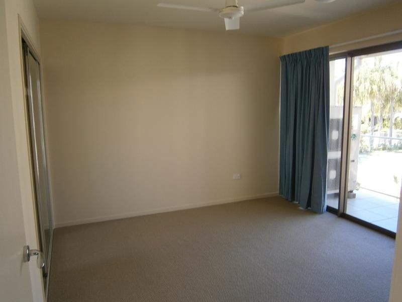 6/1 Grenada Way, Kawana Island QLD 4575