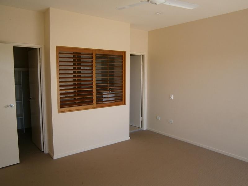 55/1 Grenada Way, Kawana Island QLD 4575