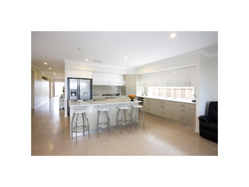 4 Blade Court, Birtinya QLD 4575