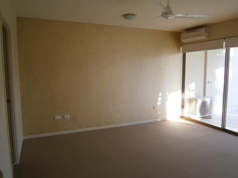 21/1 Grenada Way, Kawana Island QLD 4575