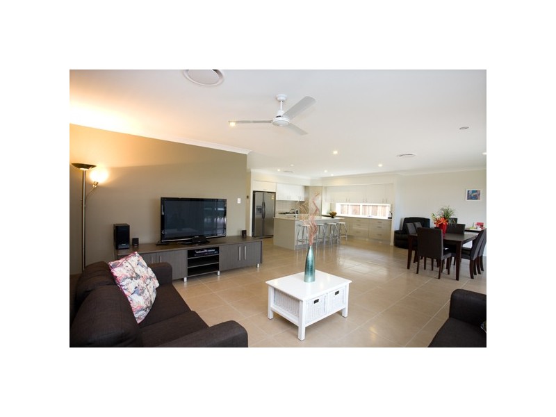 4 Blade Ct, Wurtulla QLD 4575
