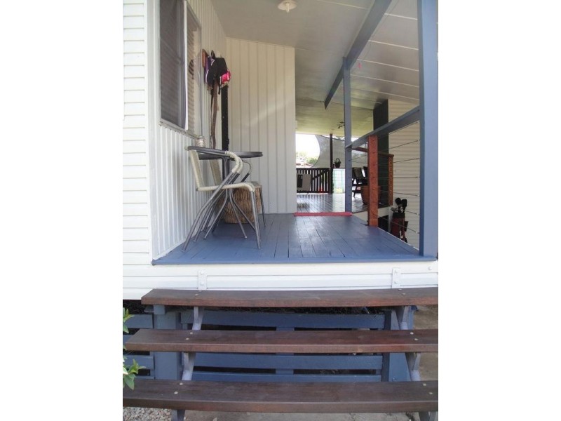 7 Coleman Street, Dysart QLD 4745