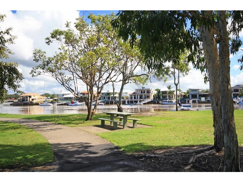 15 Mooloolah Drive, Minyama QLD 4575