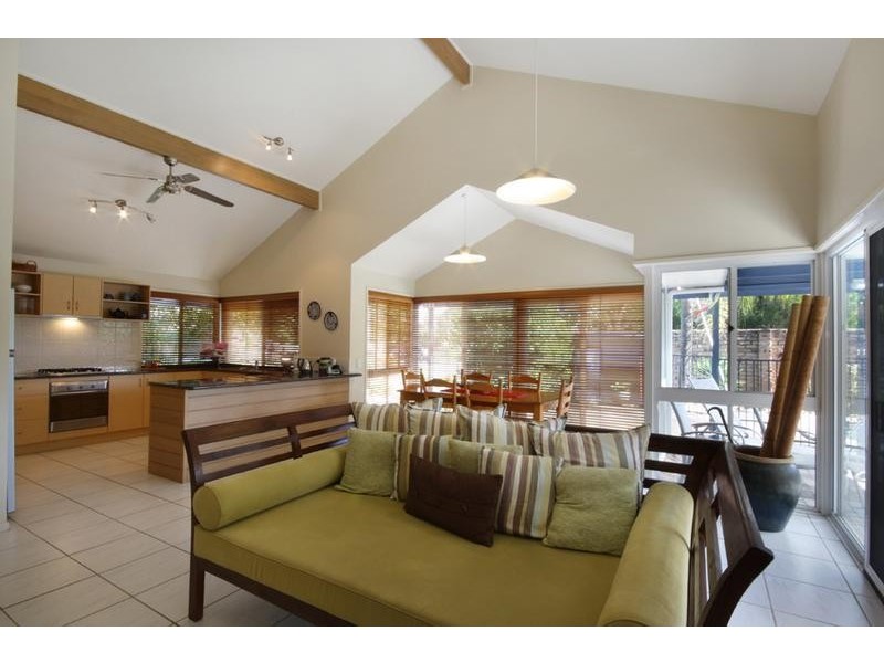 15 Mooloolah Drive, Minyama QLD 4575