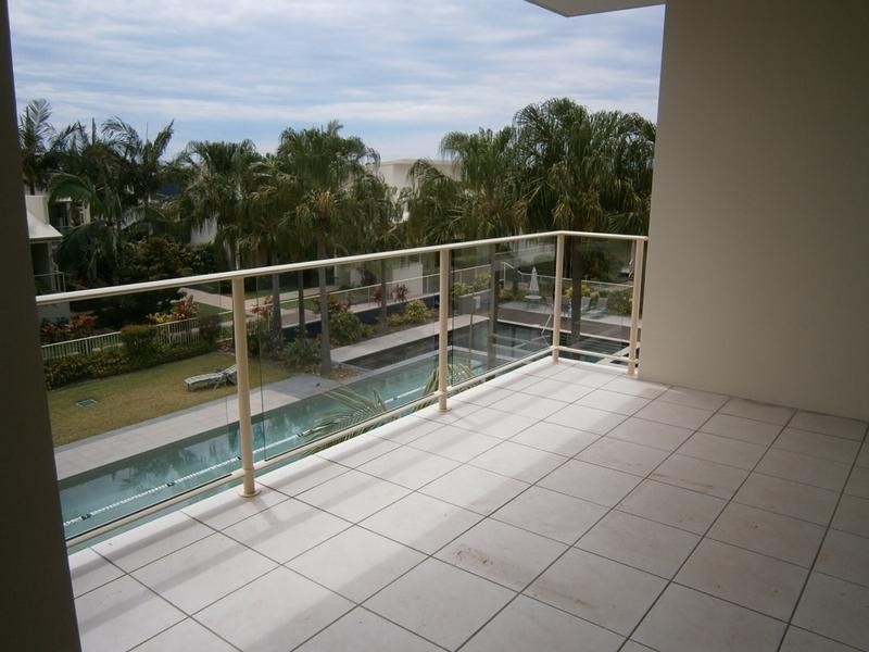 32/1 Grenada Way, Kawana Island QLD 4575