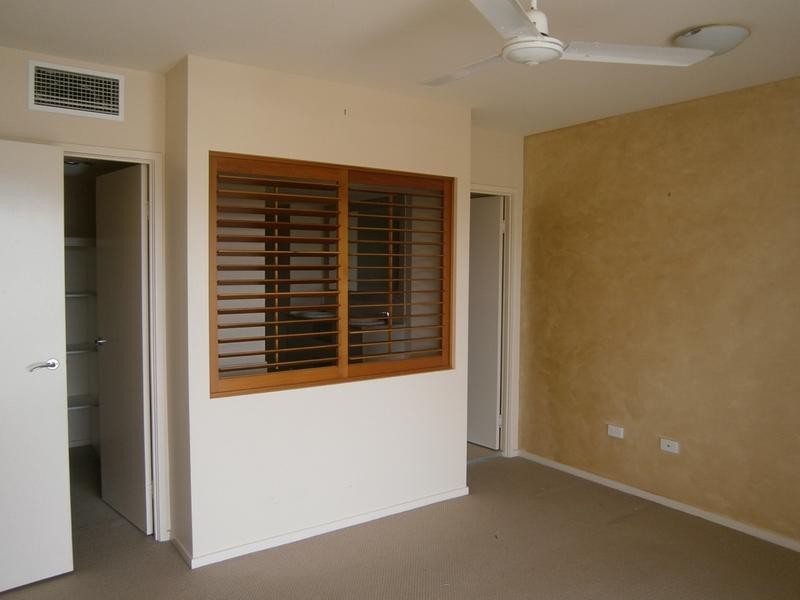 32/1 Grenada Way, Kawana Island QLD 4575