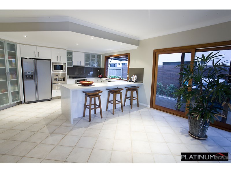 6 St Vincents Court, Minyama QLD 4575