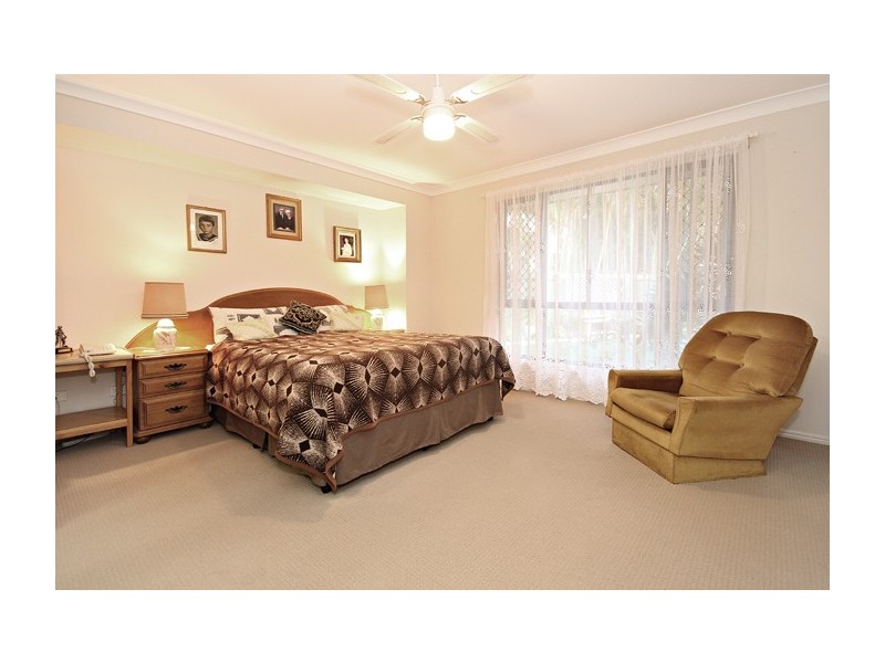 2 Grenada Way, Kawana Island QLD 4575