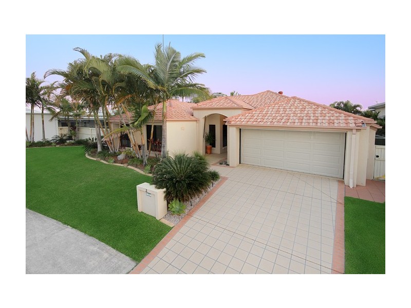 2 Grenada Way, Kawana Island QLD 4575