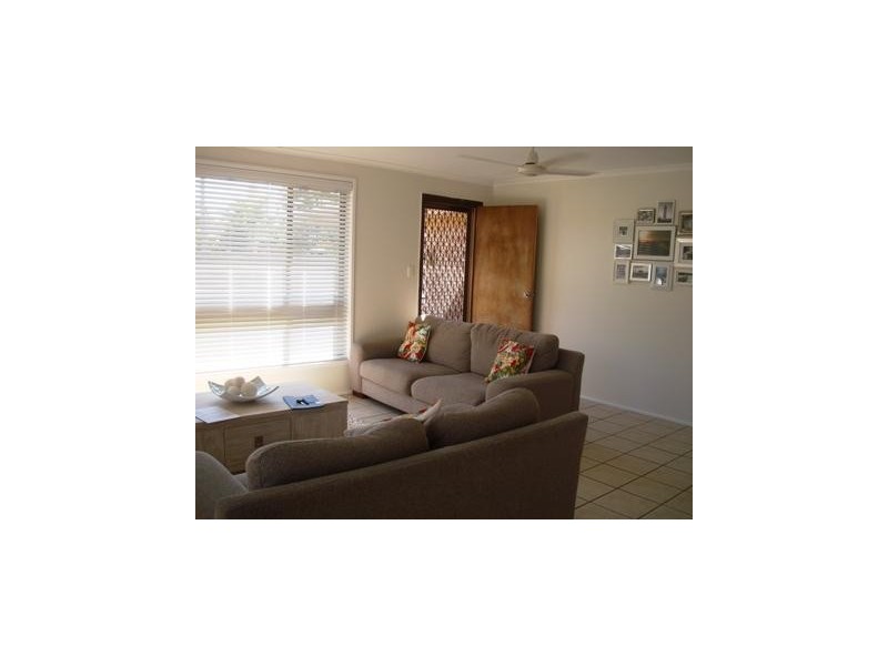 15 Perina Street, Warana QLD 4575