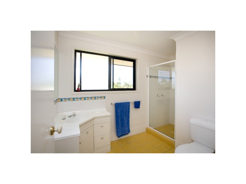 7 Oomoo Street, Buddina QLD 4575