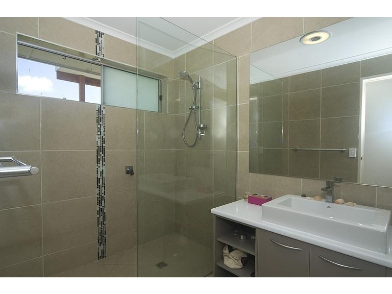 1 Coorabin Street, Warana QLD 4575