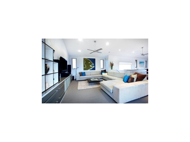 2/20 Douglas Street, Mooloolaba QLD 4557