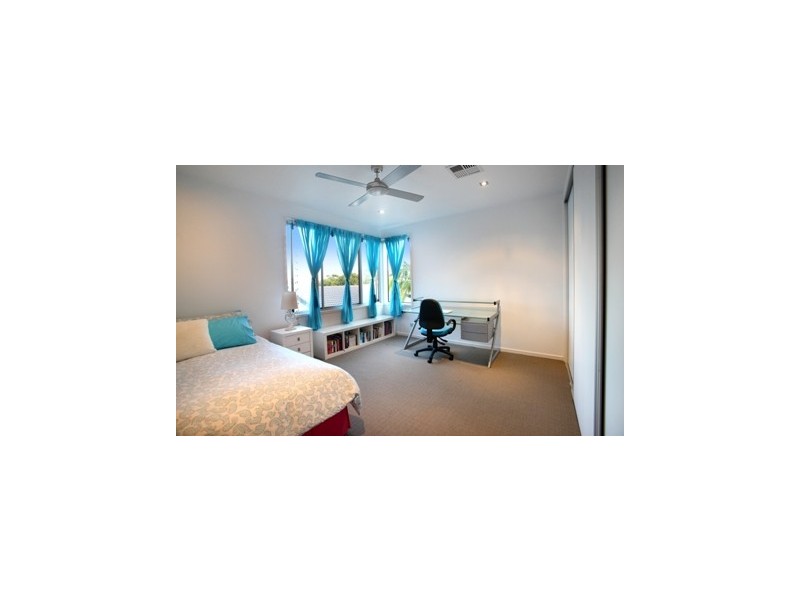 2/20 Douglas Street, Mooloolaba QLD 4557