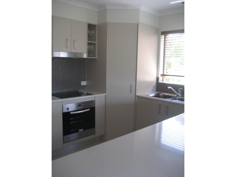 3/9 Barooga Crescent, Mooloolaba QLD 4557