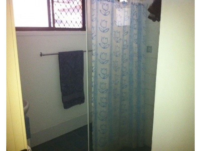 4 Allara Street, Warana QLD 4575