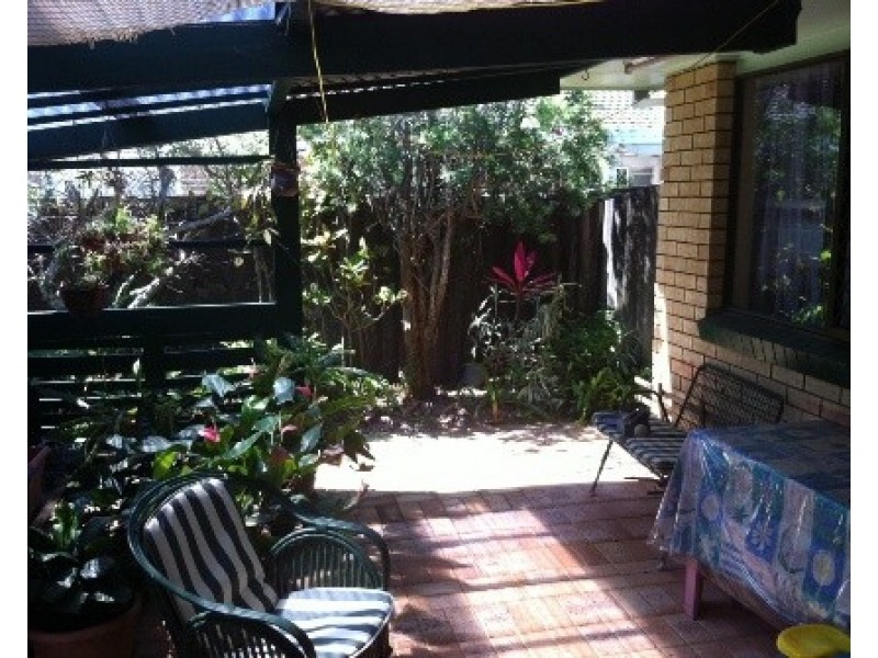 4 Allara Street, Warana QLD 4575