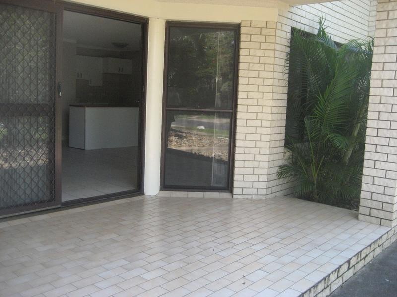 2/39 Cootamundra Drive, Mountain Creek QLD 4557