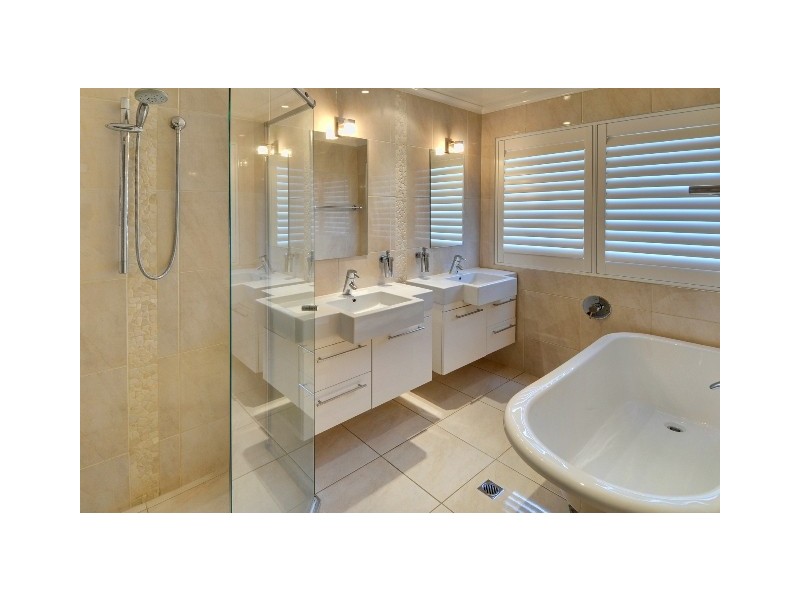 3 Raglan Court, Aroona QLD 4551